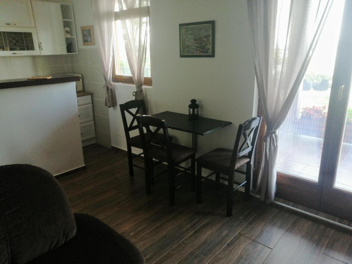 Carobni Breg Villa Golubac Buitenkant foto