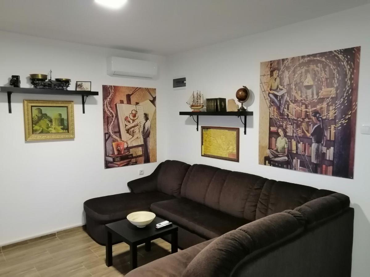 Carobni Breg Villa Golubac Buitenkant foto